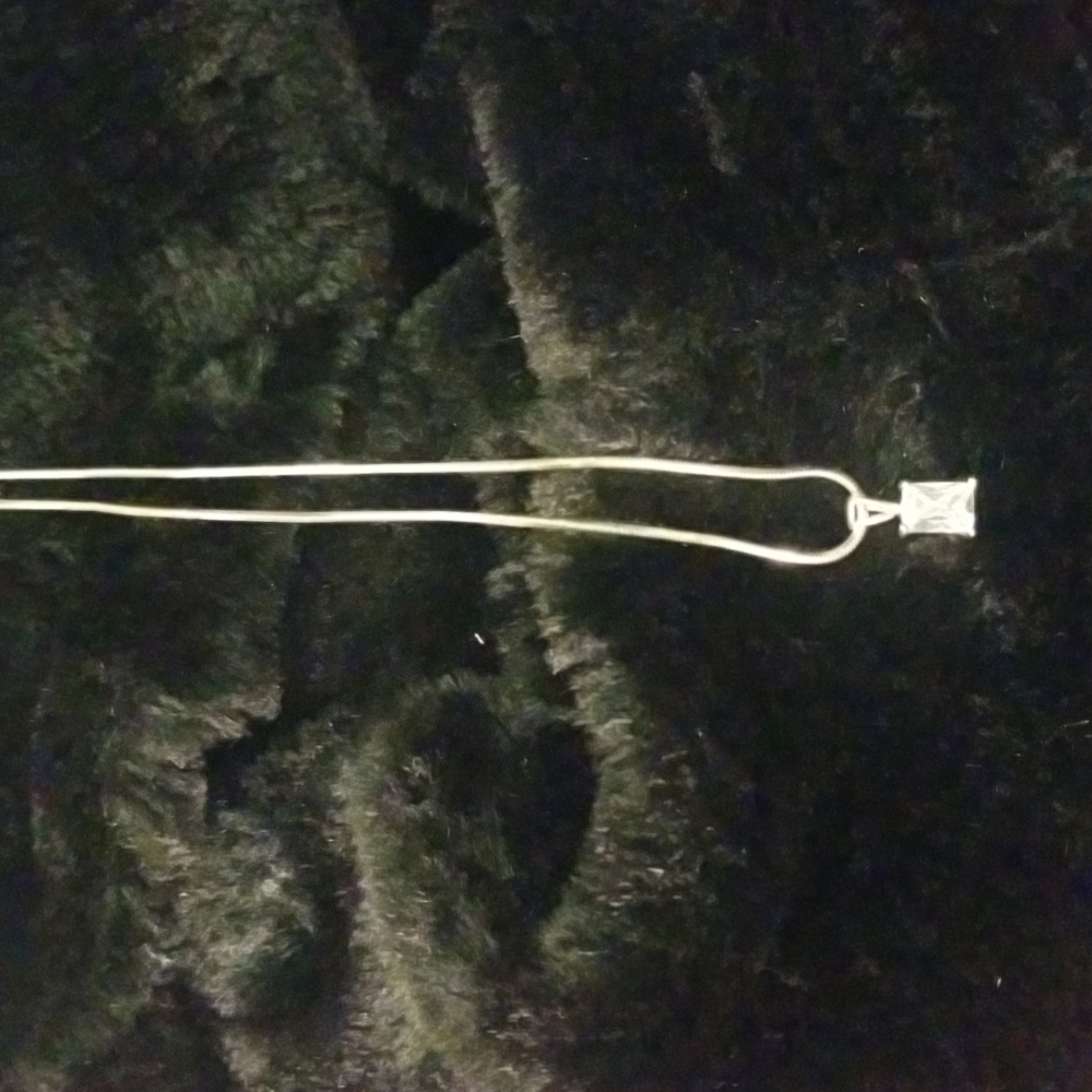 14" Silver Necklace with small pendant...not sure if semi precious or faux